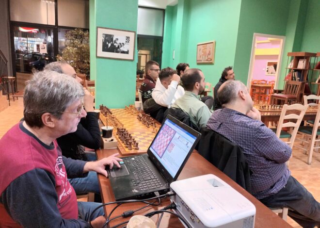 Η σκακιστική διάλεξη του GM Βασίλη Κοτρωνιά
